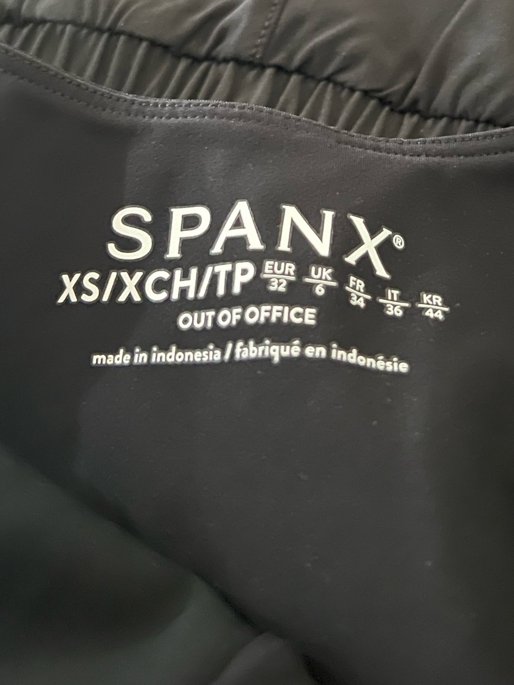 NWT SPANX Get Moving Active Exercise Romper Runsie Very Black XS - Picture 5 of 6